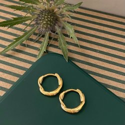 Click simple twist rering