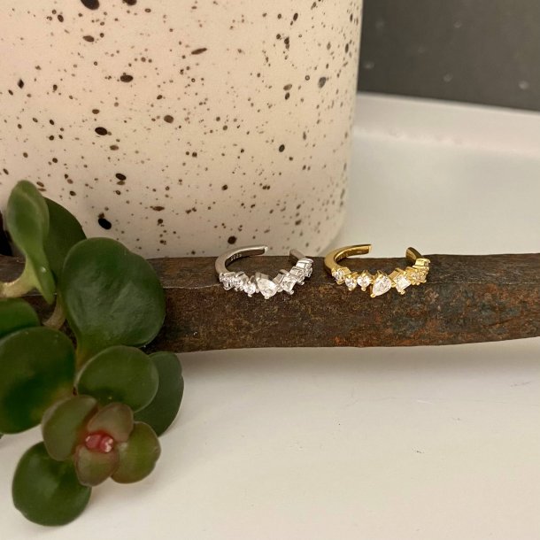 Shine ear cuff