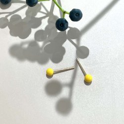 Pastel pins yellow rering