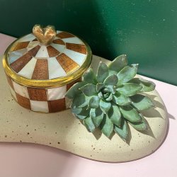 Stor cirkus smykkeske med hjerte