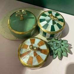 Stor cirkus smykkeske med fugl