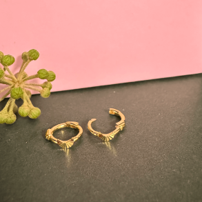 Tiny Click Moon hoop