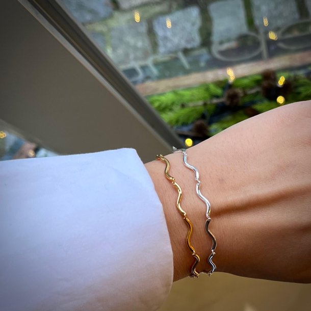 Wavy Armbnd
